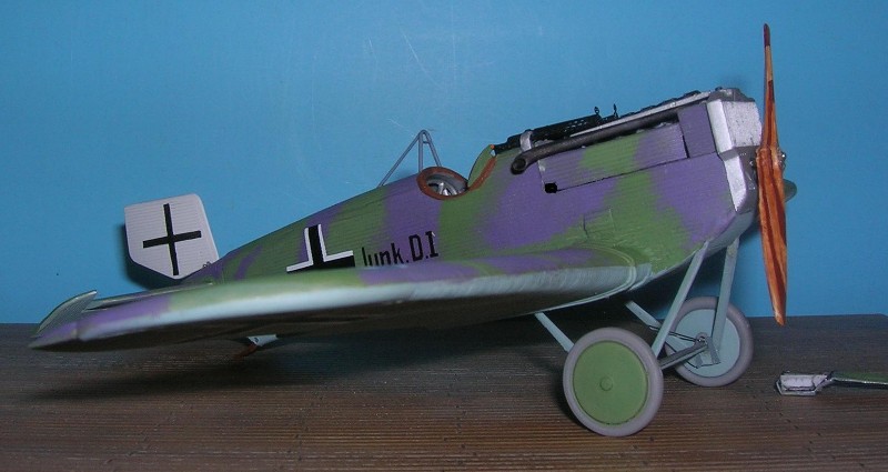 Stephen Lawson, Littleton CO, USA www.wwi-n-plastic.com www.aeroscale.co.uk